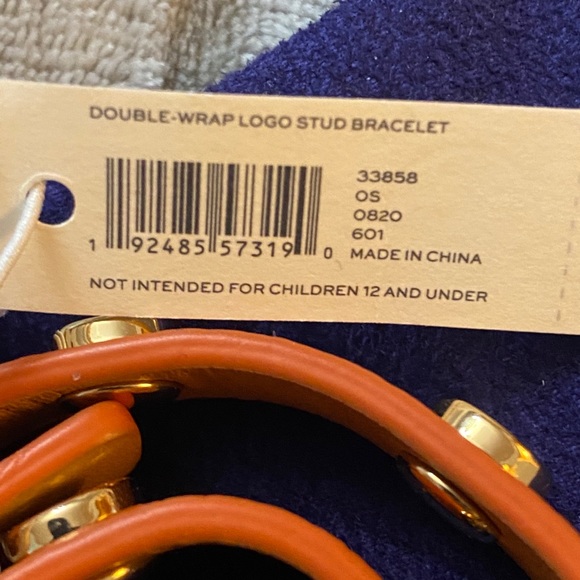 Tory Burch Double Wrap Logo Stud Bracelet -New - Picture 3 of 3